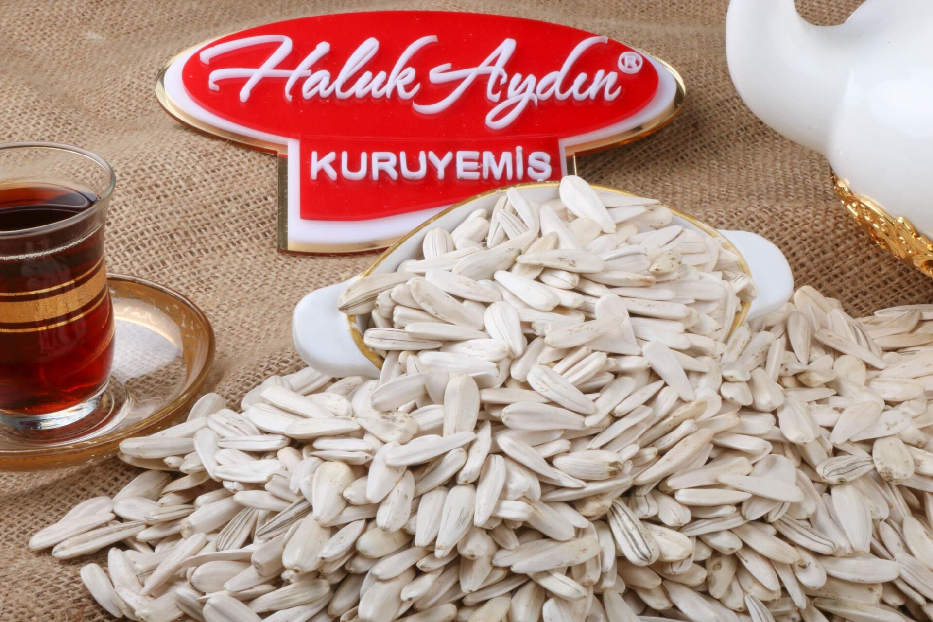 Haluk Aydın Kuruyemiş Çiğ Beyaz Ay Çekirdeği  1 KG