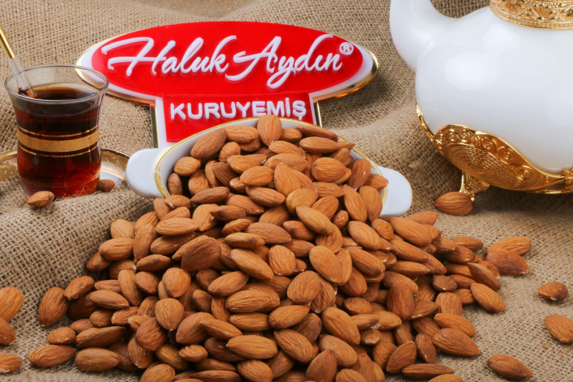 Haluk Aydın Kuruyemiş Çiğ Badem İçi 1 KG
