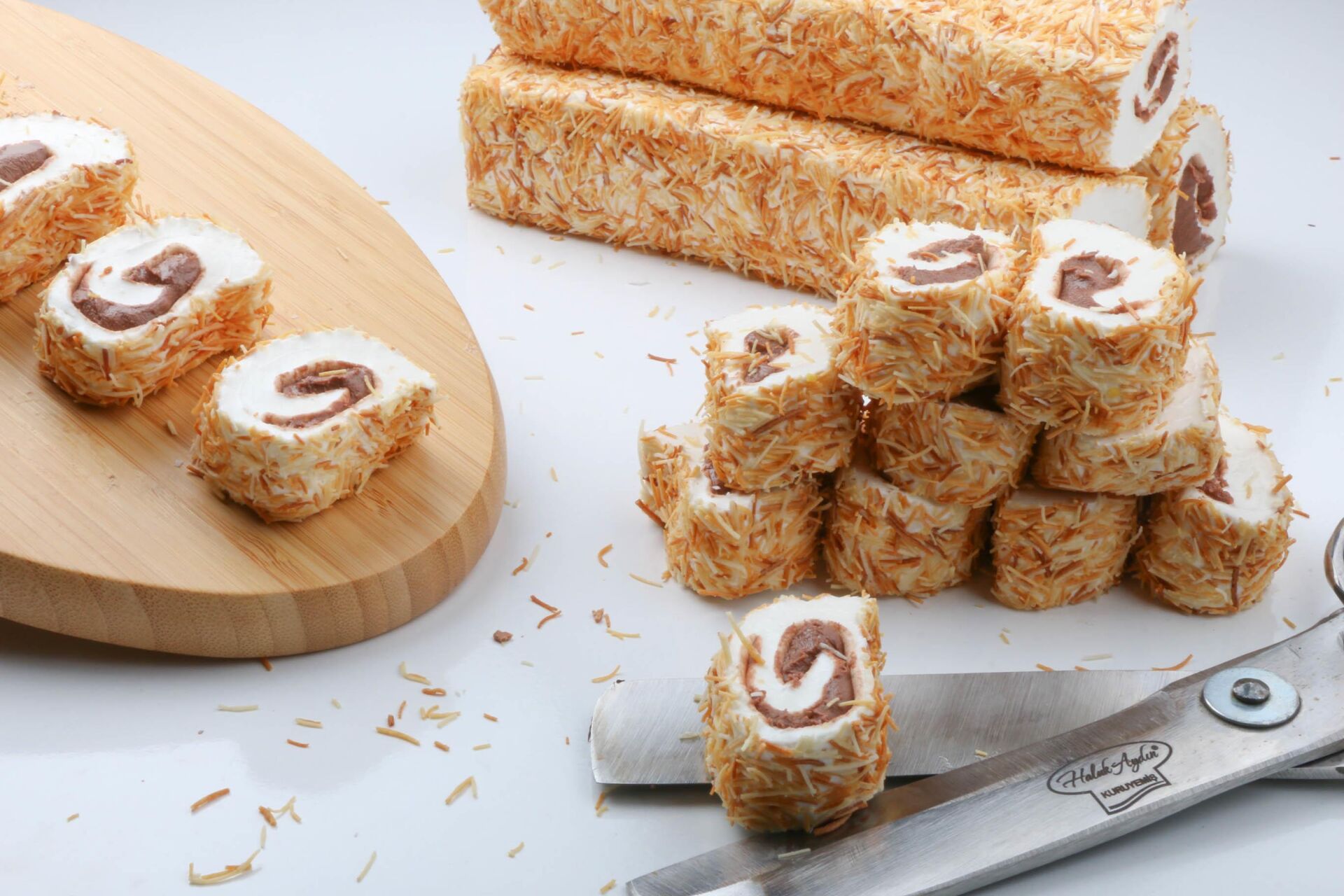 Haluk Aydın Kuruyemiş Çikolatalı Tel Kadayıflı Lokum 700 G